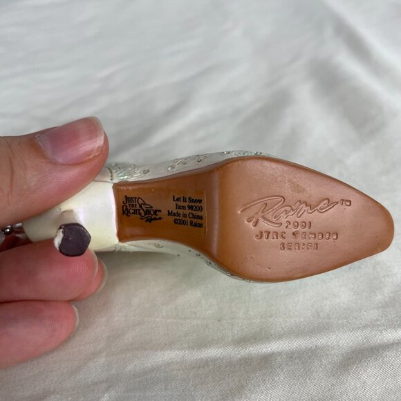 Collection of 4 Antique Just the Right Shoes - Picture 6 of 15